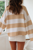 Suéter casual listrado com junta dividida e contraste com gola O (5 cores)