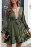 Vestidos de falda de pastel con cuello en V de retales lisos de moda (3 colores)