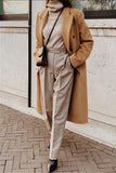Prendas de abrigo con cuello vuelto y botones lisos elegantes de estilo británico