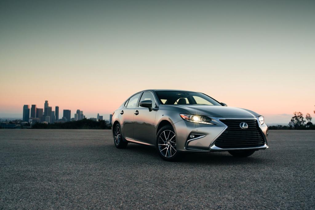 - bcchauto- Top 10 safe luxury cars in 2022