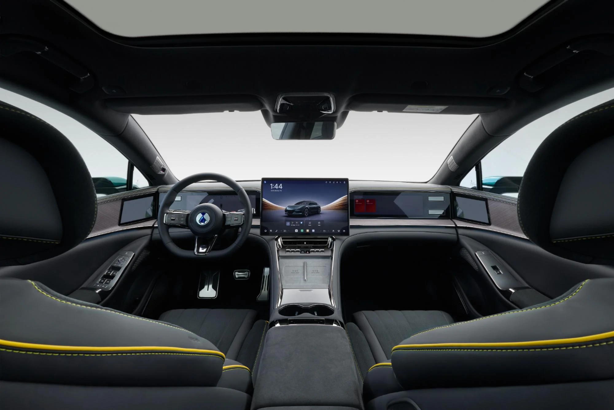 The new 1156 HP Chinese electric model arrives on the European market