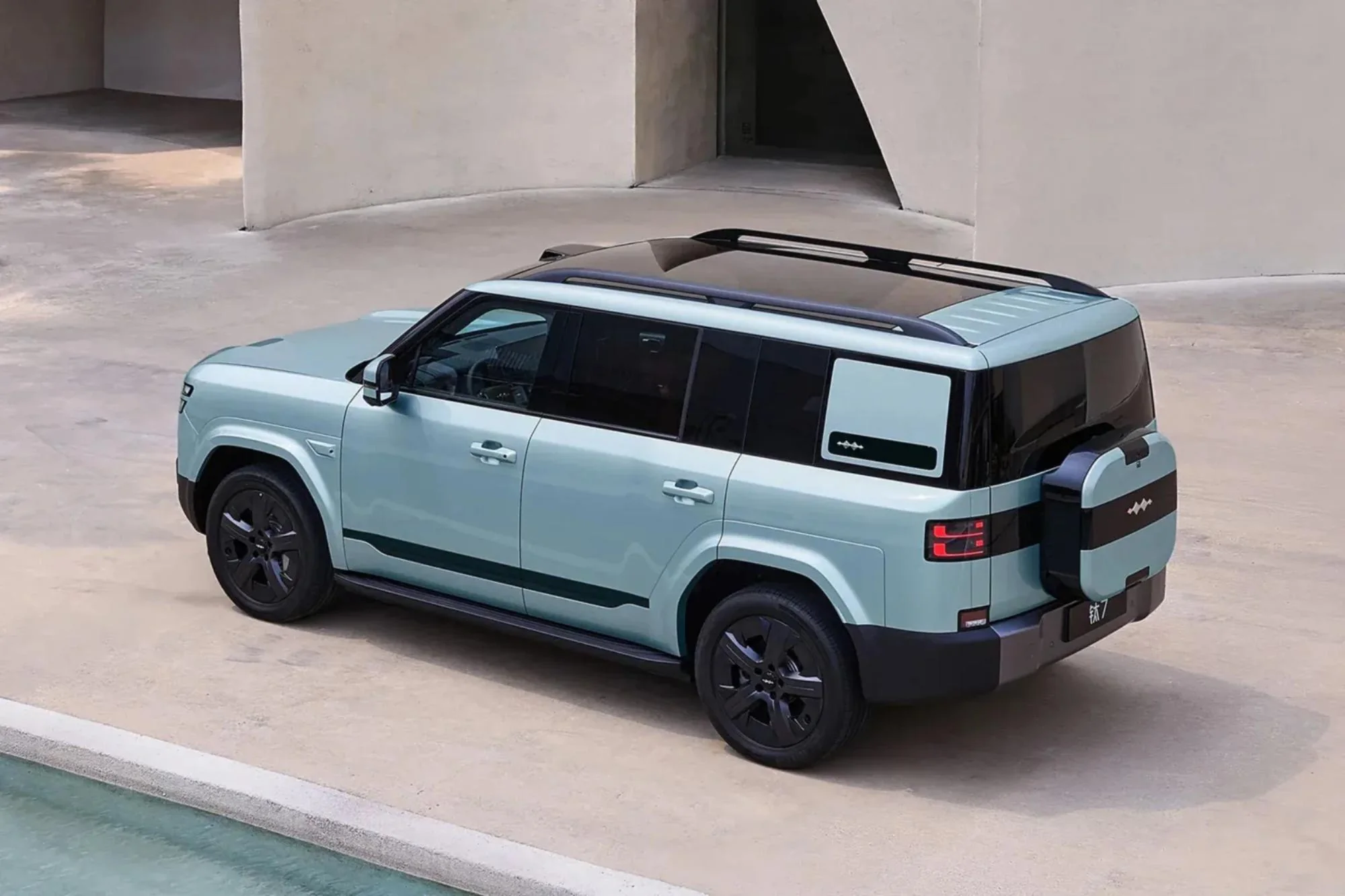 BYD Ti7, the new hybrid SUV that competes with the Defender in the local car market