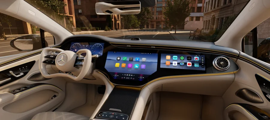 Mercedes-Benz introduces steer-by-wire technology and a compact steering wheel for the EQS model in Romania