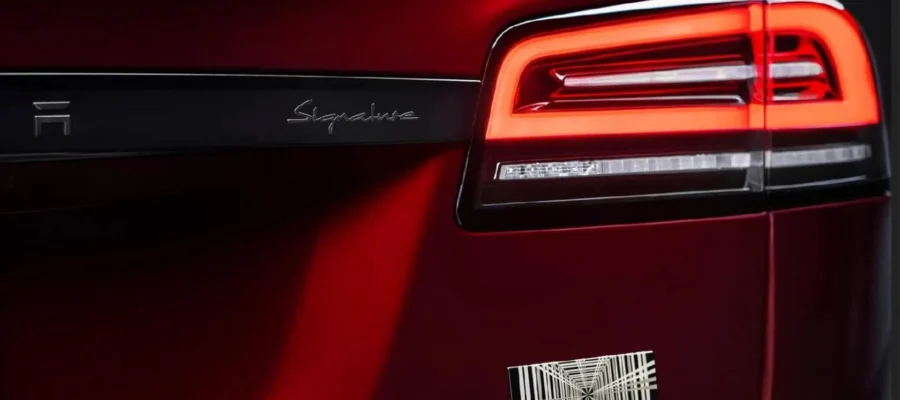 Tesla is releasing the limited Signature Edition for the Model S and Model X Plaid models