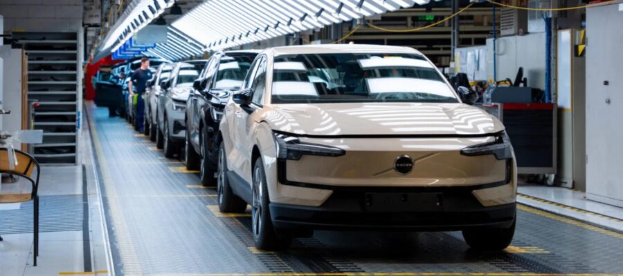 Thailand sues Volvo over EX30 battery fires