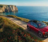 The new Renault 4 E-Tech Plein Sud version is equipped with a retractable canvas roof already available