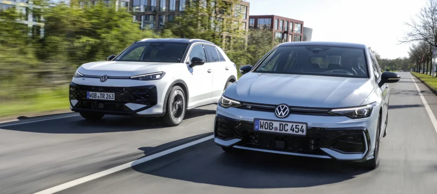 Volkswagen introduces full-hybrid engines for Golf and T-Roc models in Romania