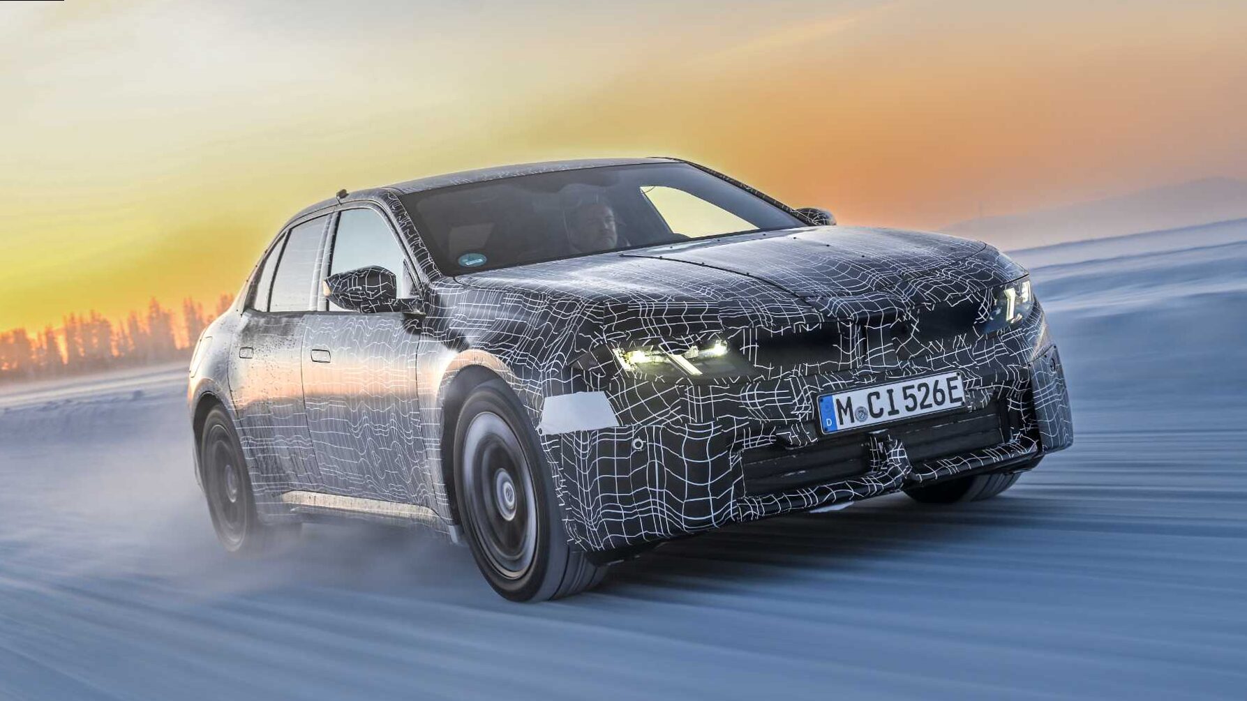 BMW presents the first official teaser of the new generation of the 3 Series